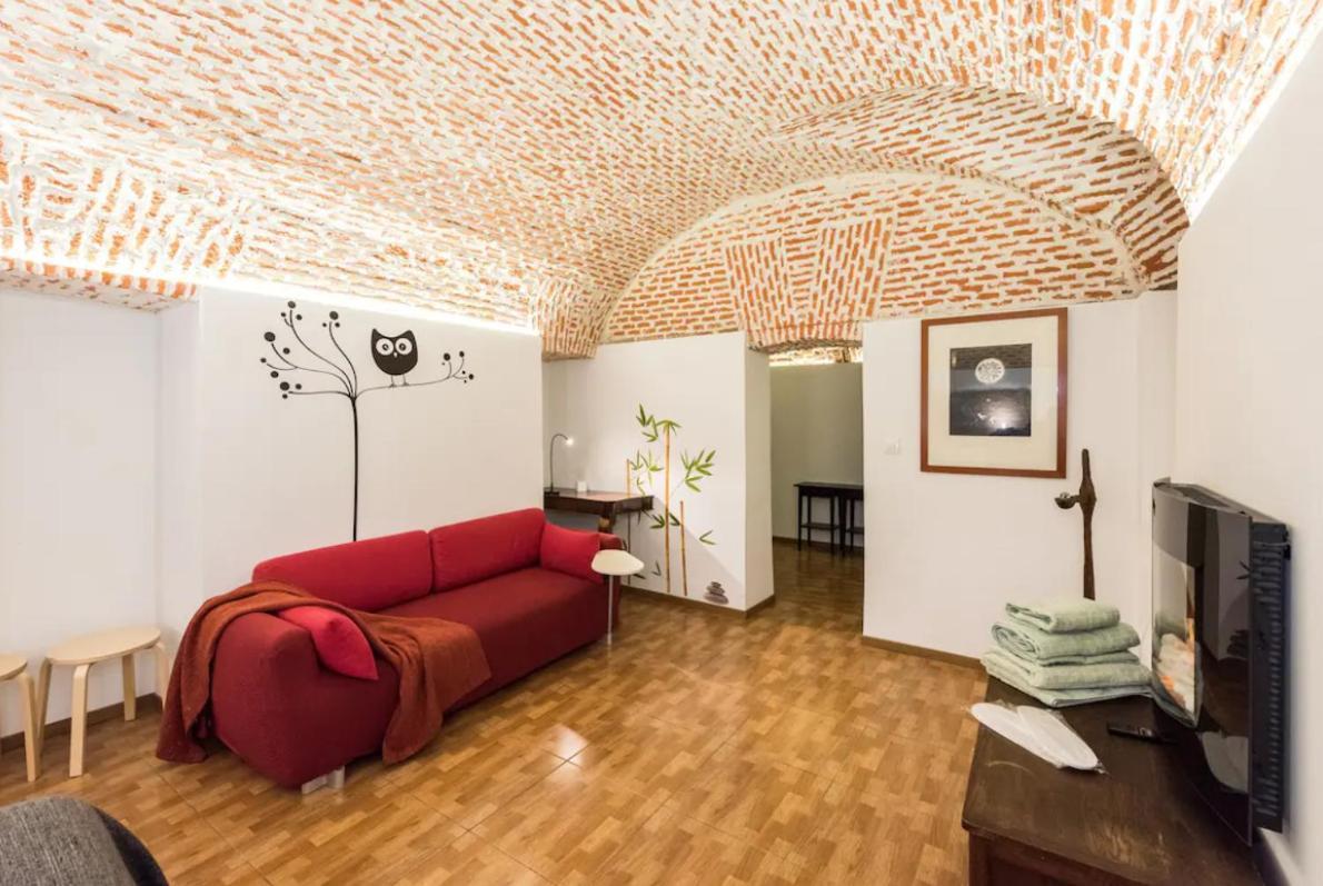 Encomienda Guest House Madrid Buitenkant foto