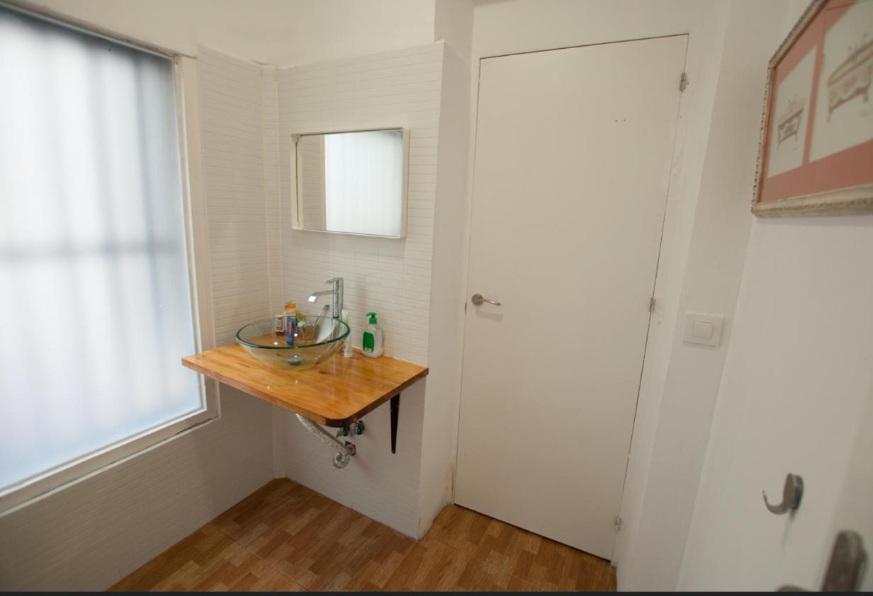 Encomienda Guest House Madrid Buitenkant foto