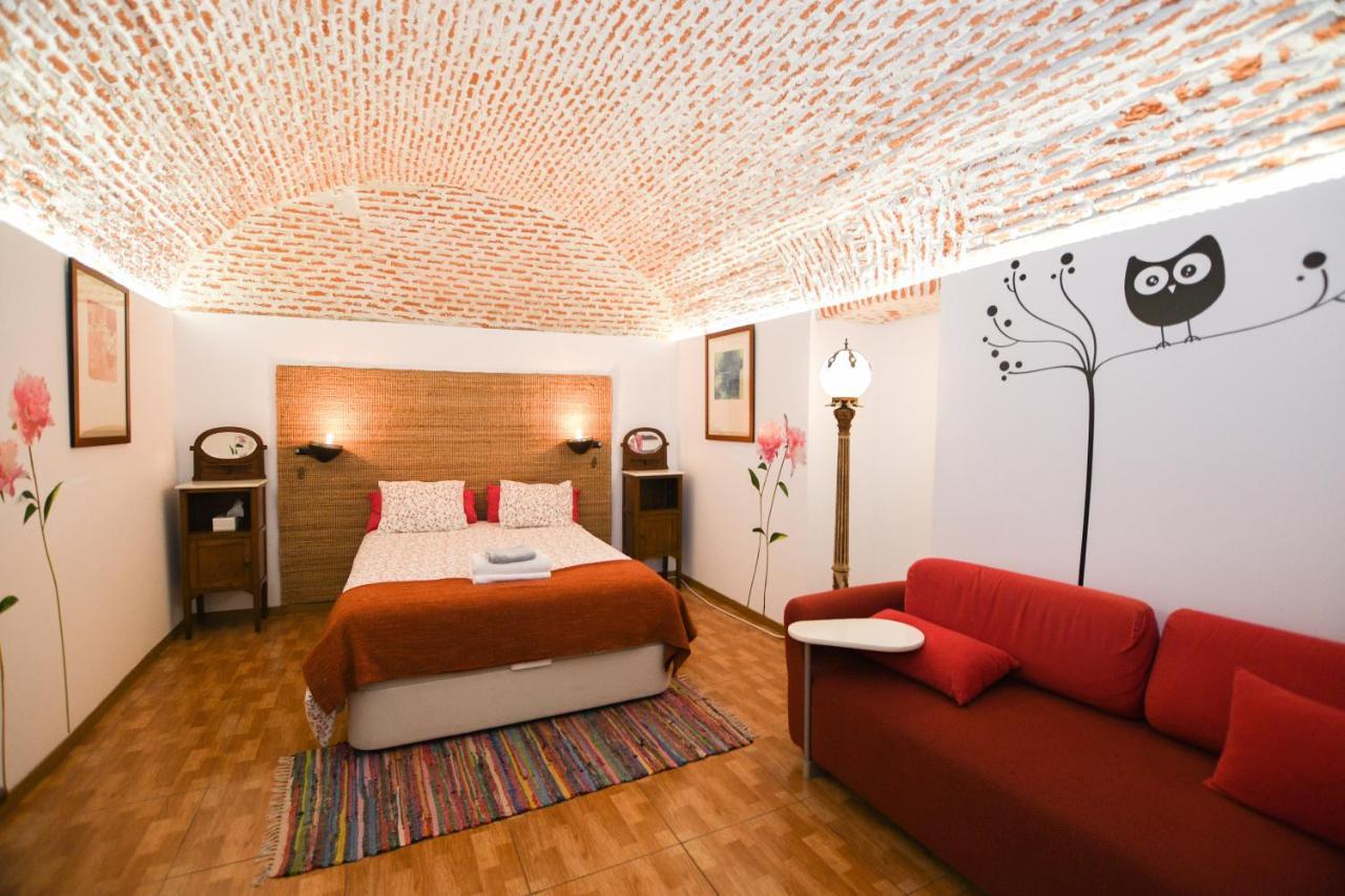Encomienda Guest House Madrid Buitenkant foto